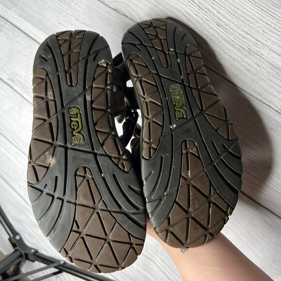 TEVA Brown Leather Quarter Strap Sandals Men\'s Size 9 Hiking Outdoor Shoes